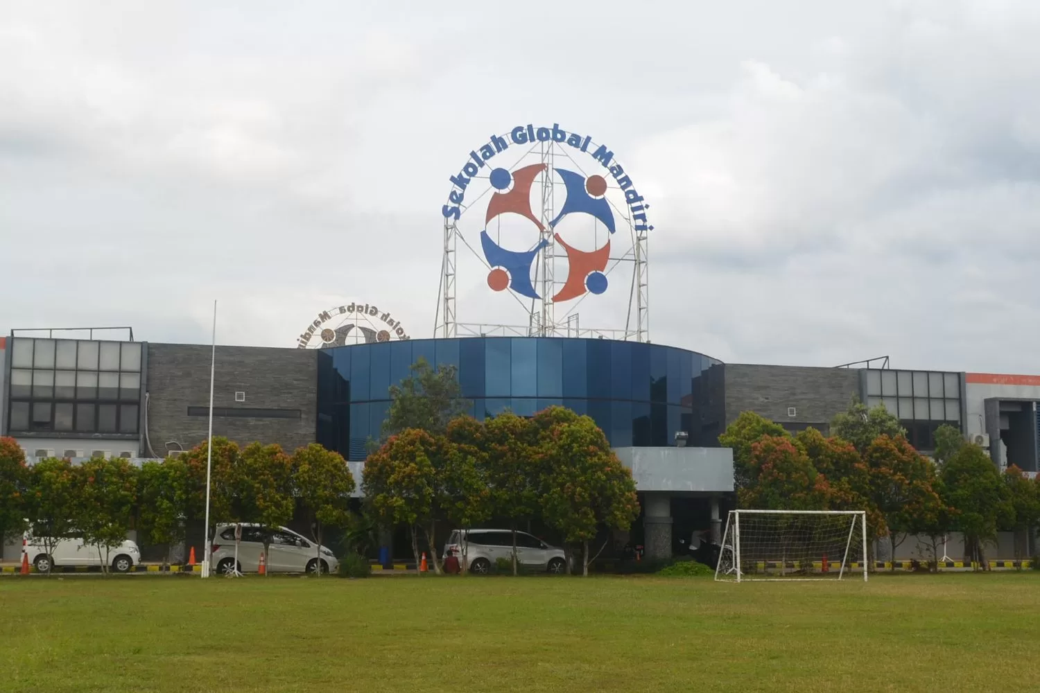 Sekolah Global Mandiri